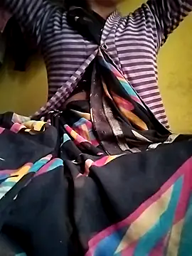 Snapshot of Gopika_Dudi chatting on 11.23.25 Gopika Dudi online show from 11.23.25