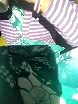 Snapshot of Gopika_Dudi chatting on 11.28.25 Gopika Dudi online show from 11.28.25