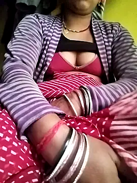 Snapshot of Gopika_Dudi chatting on 02.18.26 Gopika Dudi online show from 02.18.26