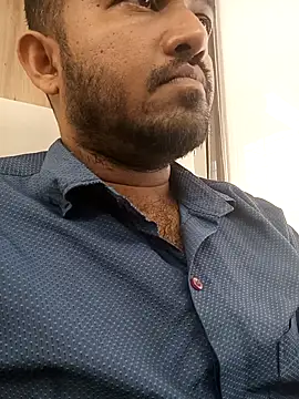 VJ17 online show from 11.08.25