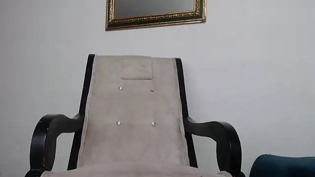 Snapshot of Angeliicaxx chatting on 09.19.25 Angeliicaxx online show from 09.19.25