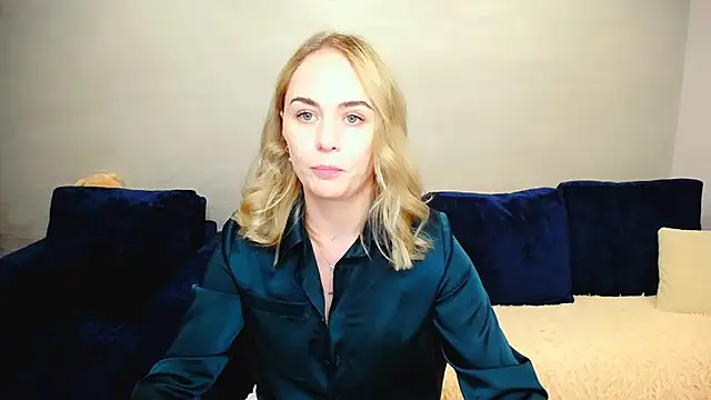 LiluMoon   online show from 06.15.26
