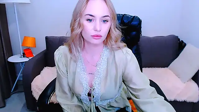 LiluMoon   online show from 06.26.26