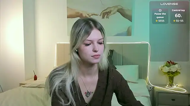 Lisa Blossom online show from 09.17.25