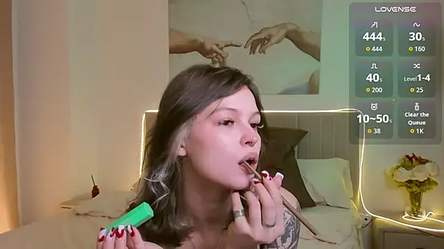 Lisa Blossom online show from 09.30.25