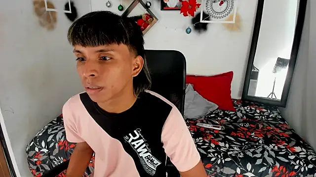 tyler twink boy online show from 12.21.25