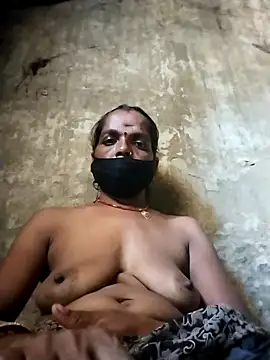 Snapshot of Sexi_savita chatting on 09.20.25 Sexi savita online show from 09.20.25