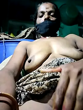 Snapshot of Sexi_savita chatting on 09.20.25 Sexi savita online show from 09.20.25