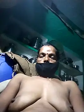 Snapshot of Sexi_savita chatting on 10.03.25 Sexi savita online show from 10.03.25