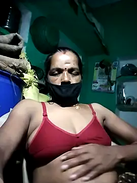 Snapshot of Sexi_savita chatting on 10.04.25 Sexi savita online show from 10.04.25