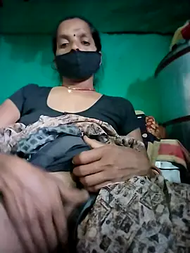 Snapshot of Sexi_savita chatting on 10.13.25 Sexi savita online show from 10.13.25