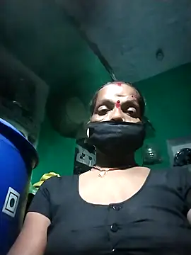 Snapshot of Sexi_savita chatting on 10.25.25 Sexi savita online show from 10.25.25