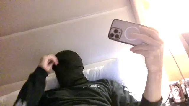 Snapshot of Throatgoat2026 chatting on 11.19.25 Throatgoat2026 online show from 11.19.25