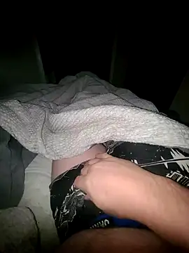 Snapshot of Mr1bucket chatting on 12.15.25 Mr1bucket online show from 12.15.25