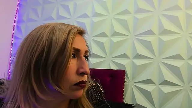 LilyQueen cg online show from 09.26.25