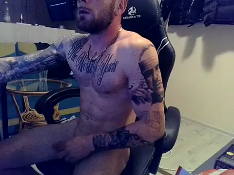 Snapshot of Wyrolowanyyy chatting on 03.24.26 Wyrolowanyyy online show from 03.24.26