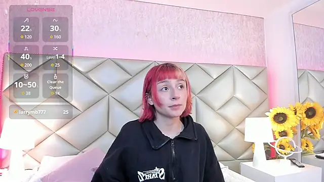 dafnne hall online show from 12.03.25