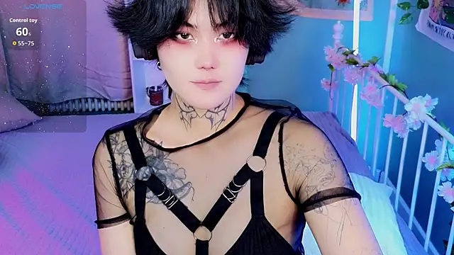 Snapshot of GothXRaven chatting on 11.08.25 GothXRaven online show from 11.08.25