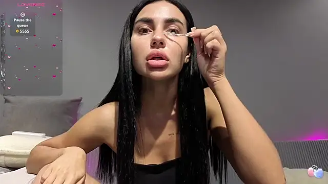 Snapshot of Mary__foxy chatting on 06.23.26 Mary foxy online show from 06.23.26