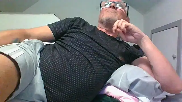 naughtygrandad1 online show from 05.09.26