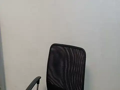 avery in paradisexx online show from 01.08.26