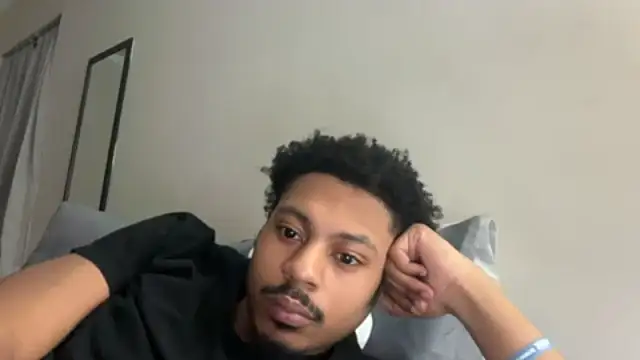 Snapshot of Yungandhungd chatting on 02.06.26 Yungandhungd online show from 02.06.26