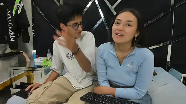 Snapshot of Noa_Arez chatting on 02.15.26 Noa Arez online show from 02.15.26