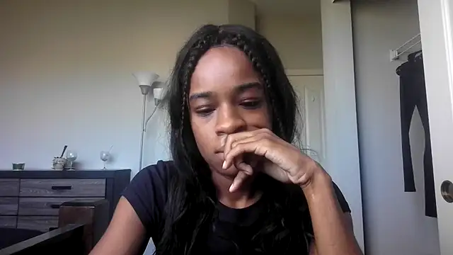 Snapshot of Marlowlovee chatting on 09.14.25 Marlowlovee online show from 09.14.25