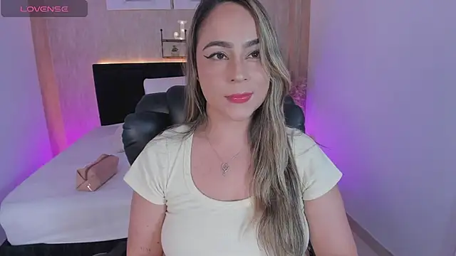 Snapshot of jessica_hotxxx chatting on 05.19.26 jessica hotxxx online show from 05.19.26
