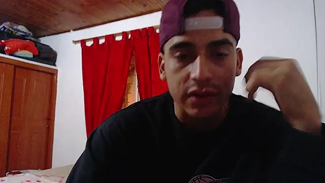 Snapshot of MIKE_WOLFF chatting on 11.14.25 MIKE WOLFF online show from 11.14.25