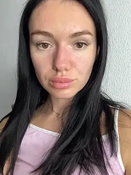 Snapshot of karrr__aaa chatting on 09.16.25 karrr aaa online show from 09.16.25