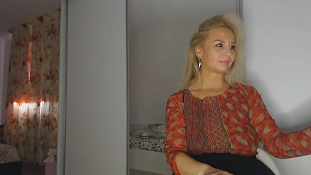 merlyn4 online show from 03.14.25