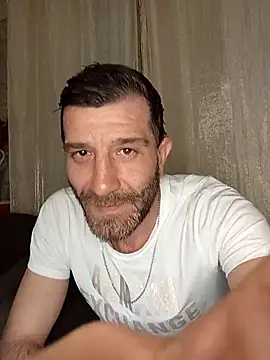 Alexdaniel89 online show from 04.28.26