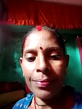 Snapshot of Suhana_pandit chatting on 09.15.25 Suhana pandit online show from 09.15.25