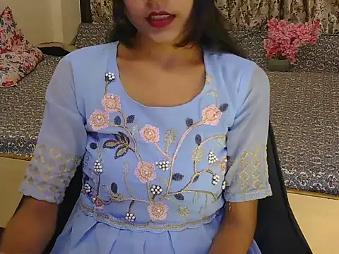 hoty-priya online show from 11.11.25