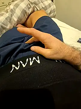 Snapshot of biversboy chatting on 10.30.25 biversboy online show from 10.30.25