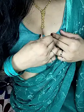 Snapshot of PRIYA_22 chatting on 09.19.25 PRIYA 22 online show from 09.19.25