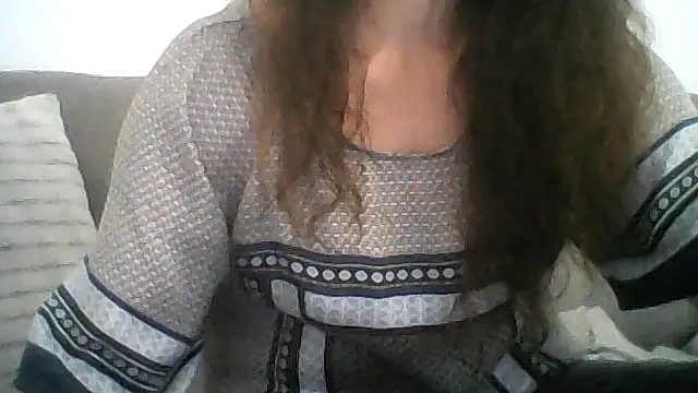 JIAA-WOO online show from 09.20.25