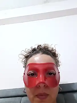 Maskelihatun online show from 09.08.25