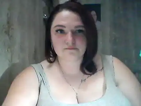 Snapshot of AngelQSky chatting on 11.10.25 AngelQSky online show from 11.10.25