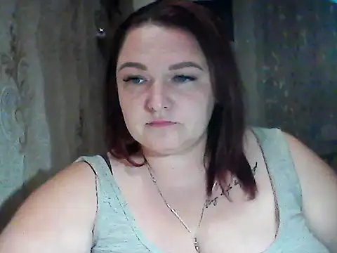 Snapshot of AngelQSky chatting on 11.12.25 AngelQSky online show from 11.12.25