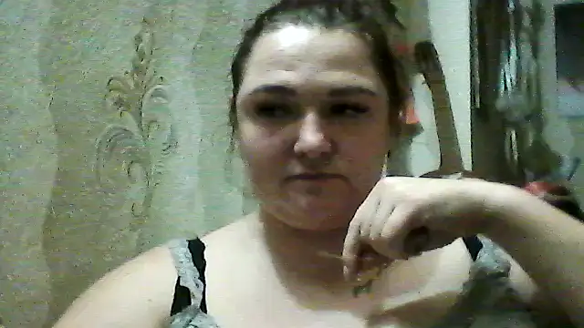 Snapshot of AngelQSky chatting on 11.24.25 AngelQSky online show from 11.24.25