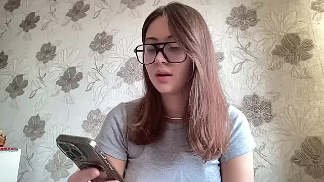 StellarAlice online show from 11.30.25