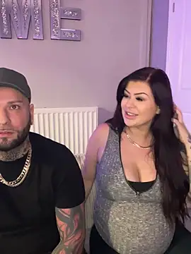 ciaraandbenzo online show from 10.18.25