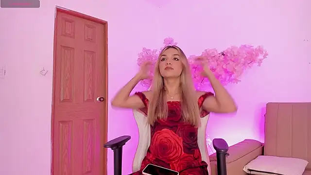 Snapshot of Doll_Isa_ chatting on 01.16.26 Doll Isa online show from 01.16.26