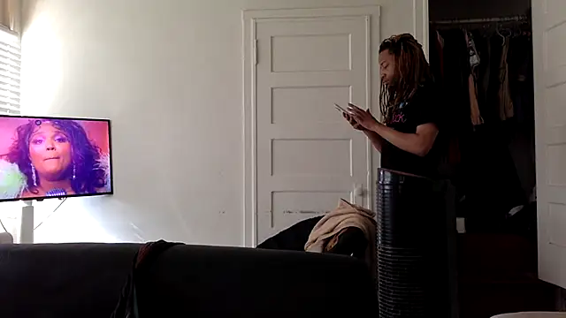 Diodre Benyoon online show from 03.17.26