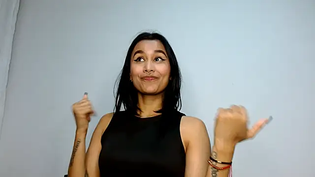 Gia Lee online show from 10.13.25