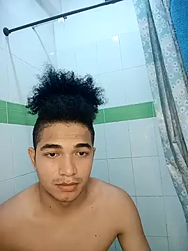 Snapshot of Twink_angel3 chatting on 09.25.25 Twink angel3 online show from 09.25.25