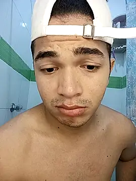 Snapshot of Twink_angel3 chatting on 09.30.25 Twink angel3 online show from 09.30.25