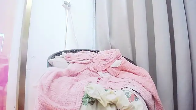 KateCondon online show from 11.16.25